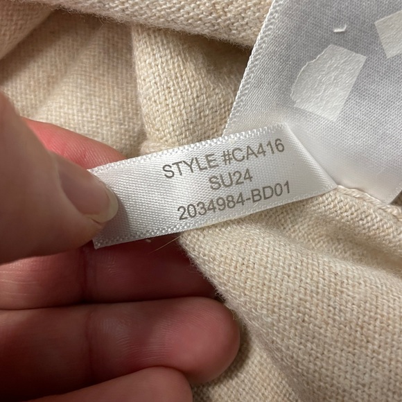 J crew Teddie Lobster sweater womens size Medium lightweight soft preppy - Picture 6 of 6